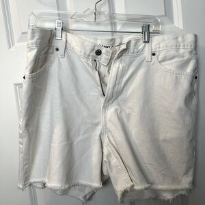 Old navy women’s shorts.